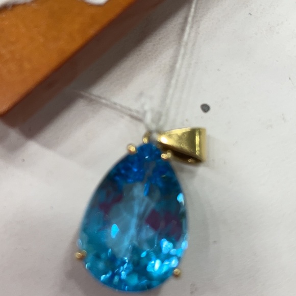 Gorgeous blue pendant set an 18 karat gold - Picture 2 of 9